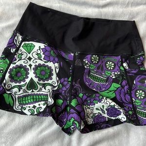 Never worn CVG 2.5” Chaos Skull shorts